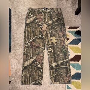 Vintage Mossy Oak Woodland Camouflage Pants in Green and Brown